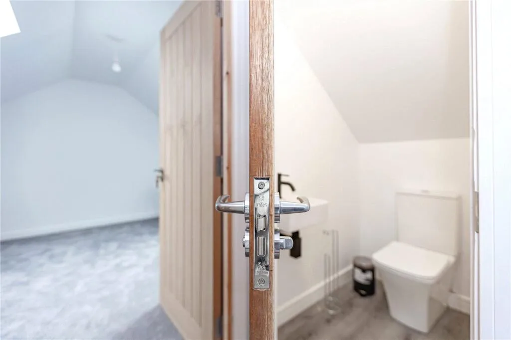 1 bedroom semi-detached house for rent