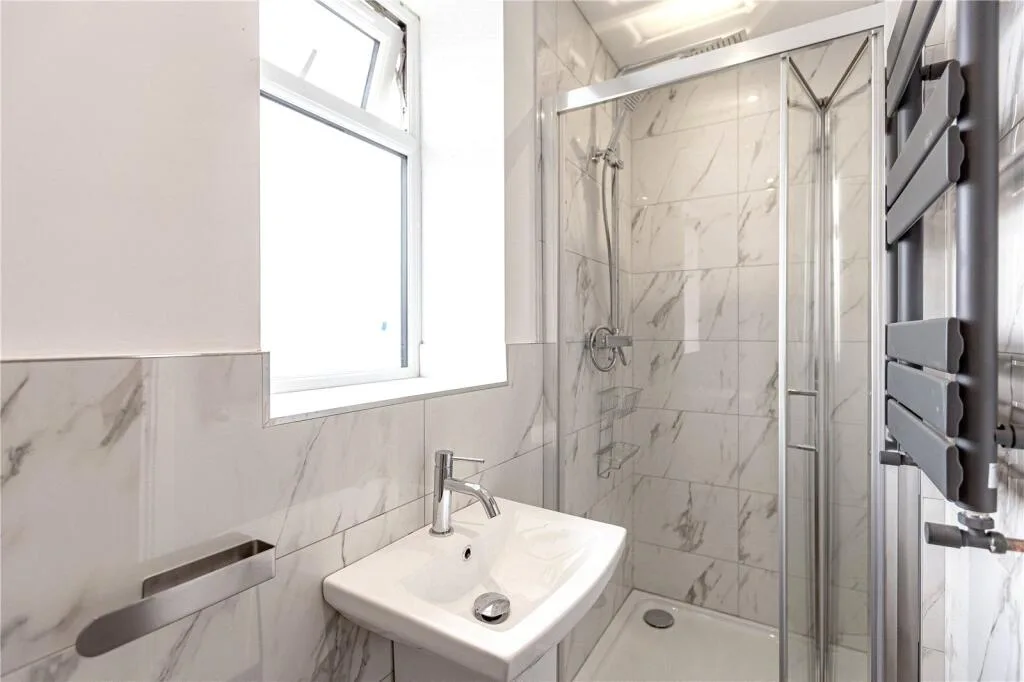 1 bedroom semi-detached house for rent