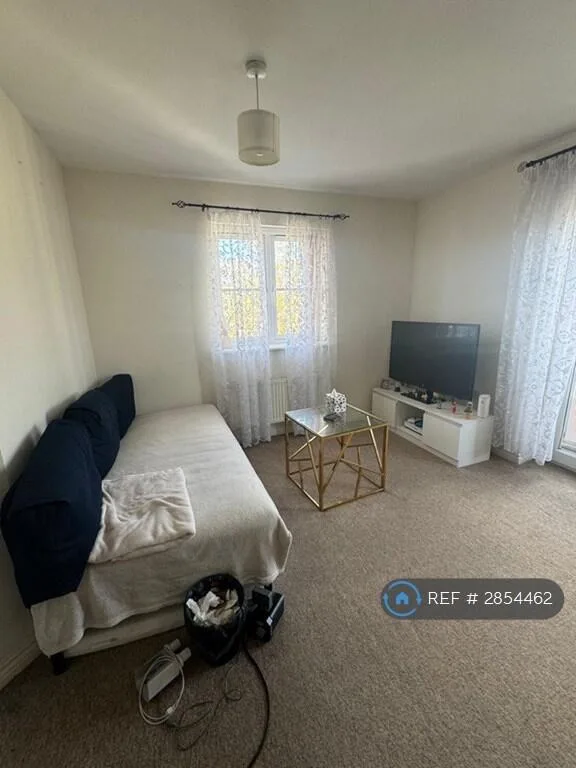 1 bedroom flat share for rent