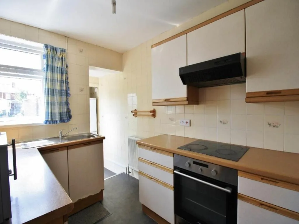 4 bedroom terraced house for rent