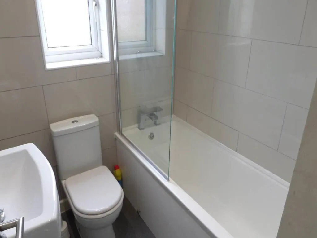 4 bedroom terraced house for rent