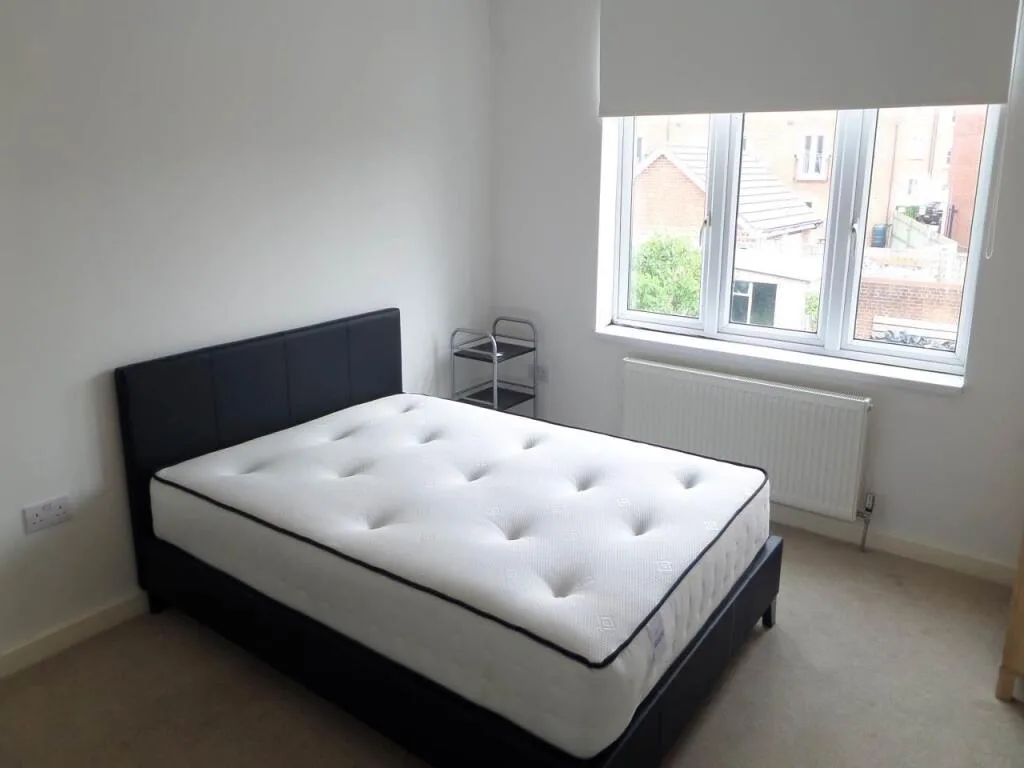 4 bedroom terraced house for rent
