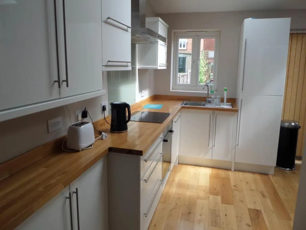 4 bedroom terraced house for rent
