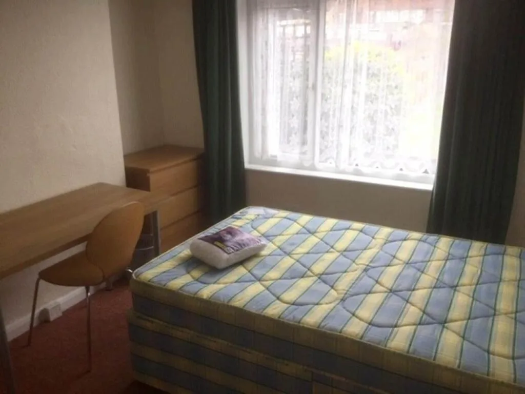 4 bedroom terraced house for rent