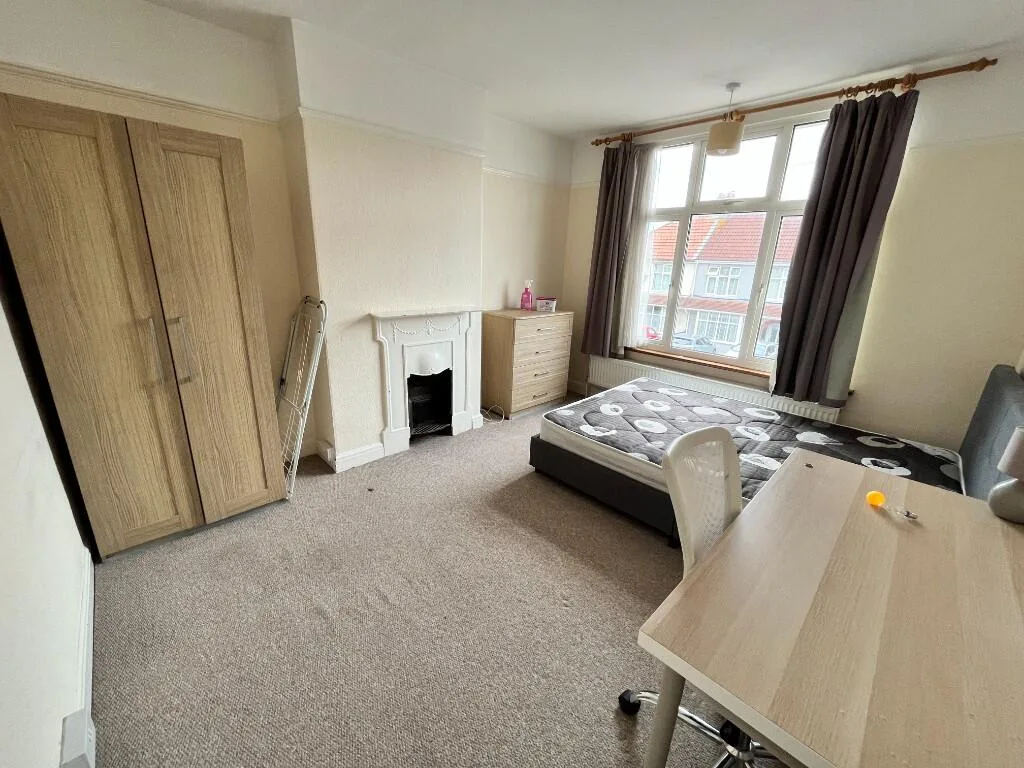 4 bedroom terraced house for rent