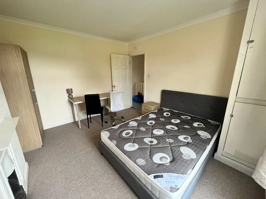 4 bedroom terraced house for rent