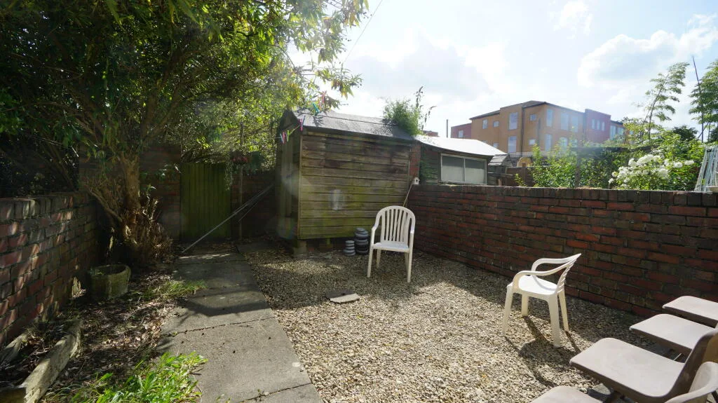 4 bedroom terraced house for rent