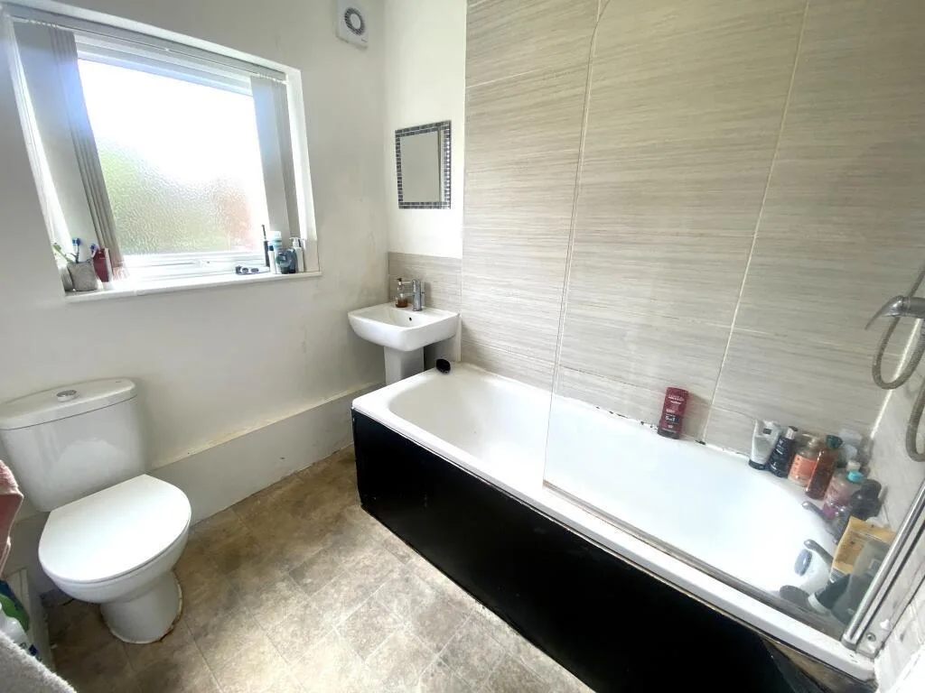 4 bedroom terraced house for rent