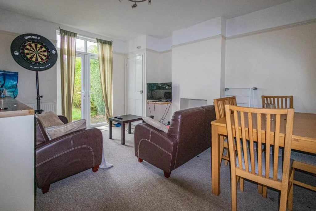 4 bedroom terraced house for rent