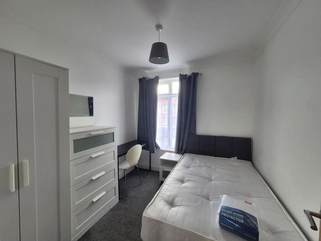 4 bedroom terraced house for rent