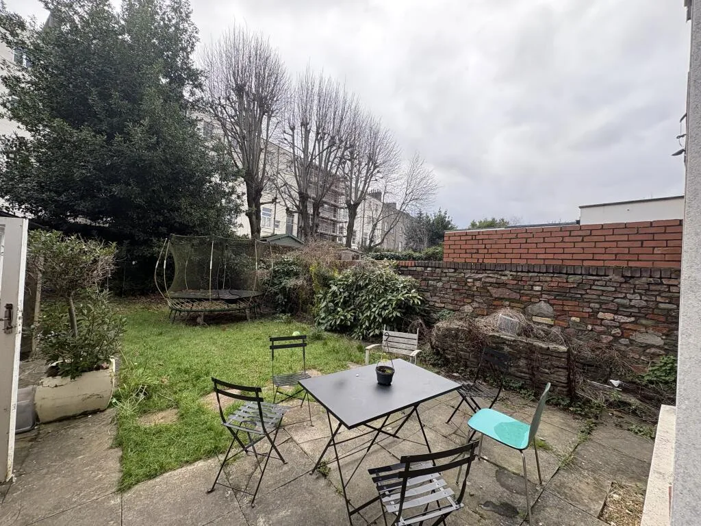 House share for rent