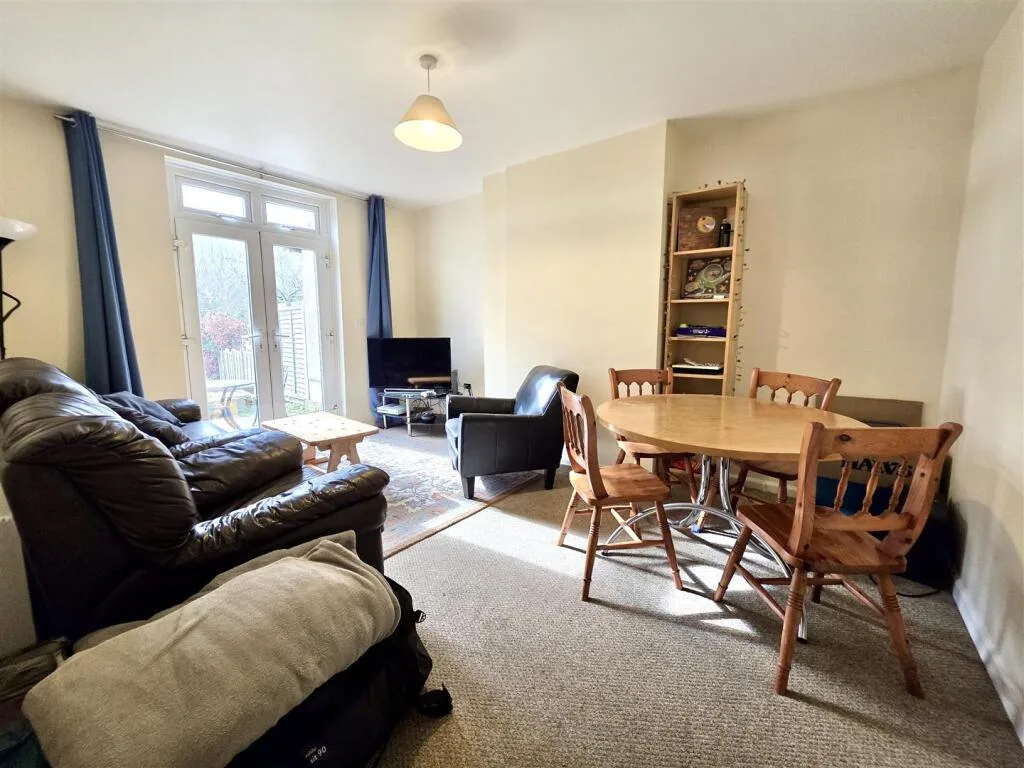 4 bedroom terraced house for rent