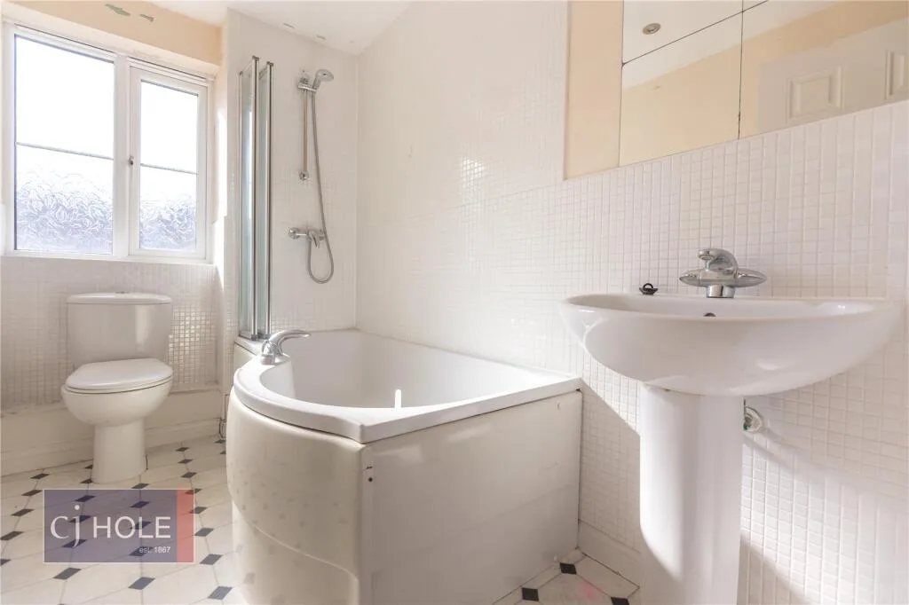 4 bedroom terraced house for rent
