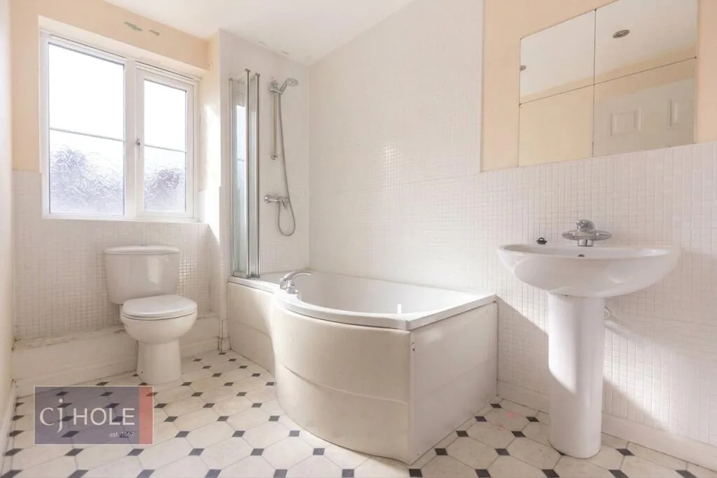 4 bedroom terraced house for rent