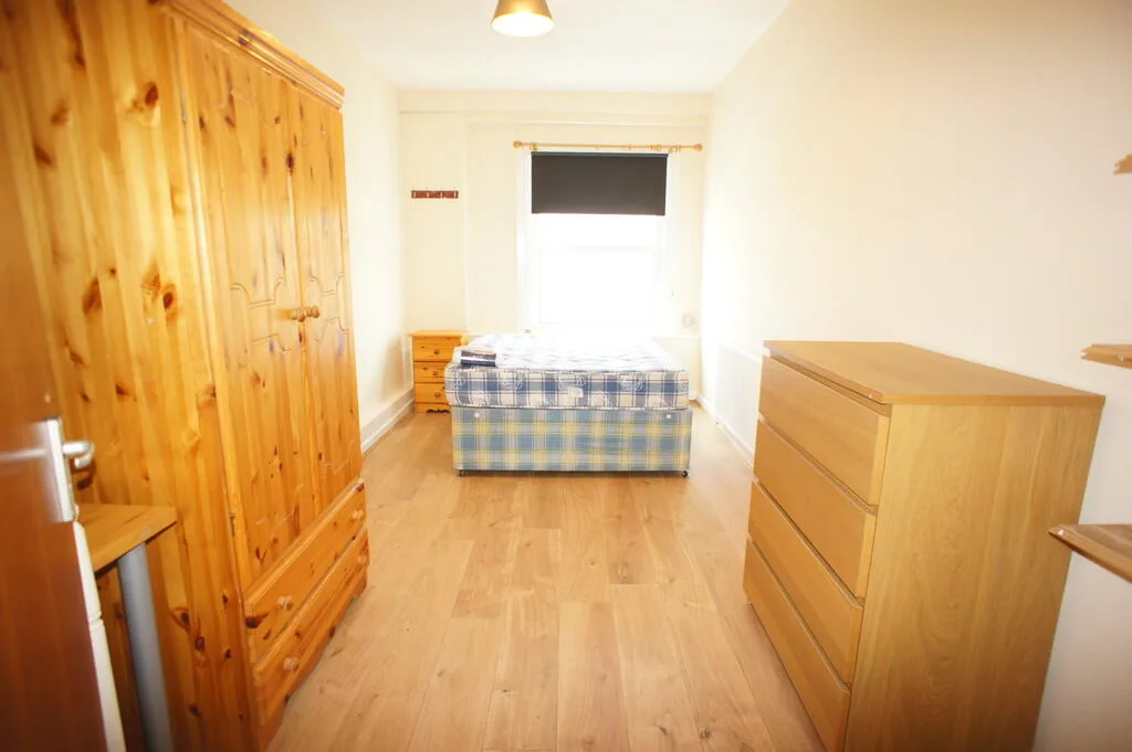 4 bedroom apartment for rent