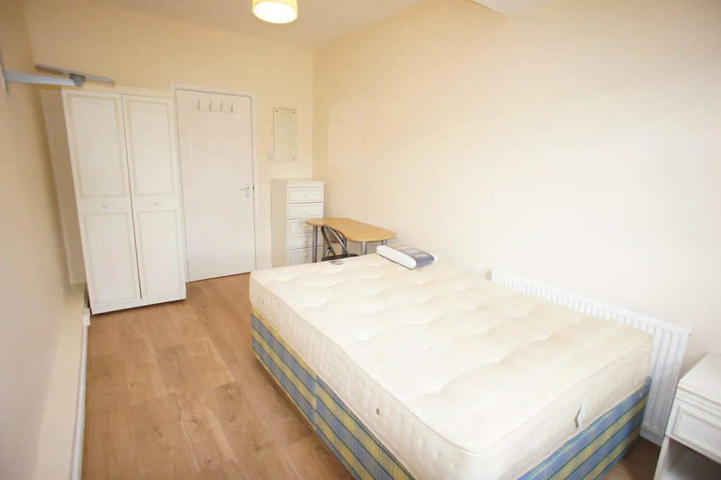 4 bedroom apartment for rent