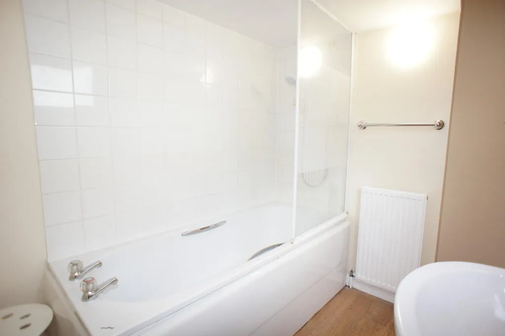 4 bedroom apartment for rent