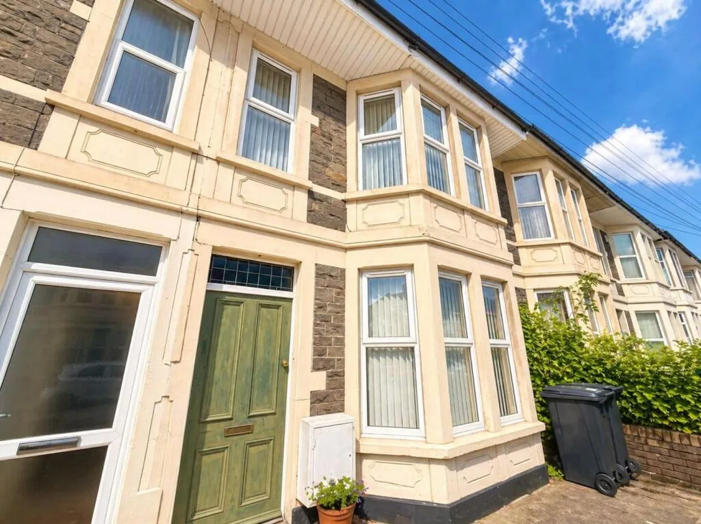 5 bedroom terraced house for rent