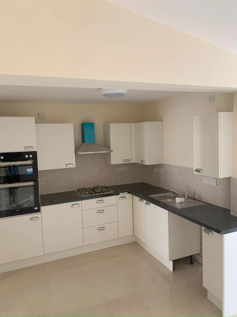 1 bedroom house share for rent