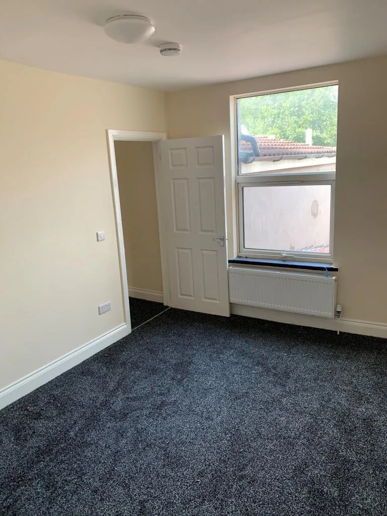 1 bedroom house share for rent