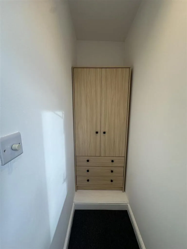 1 bedroom house share for rent