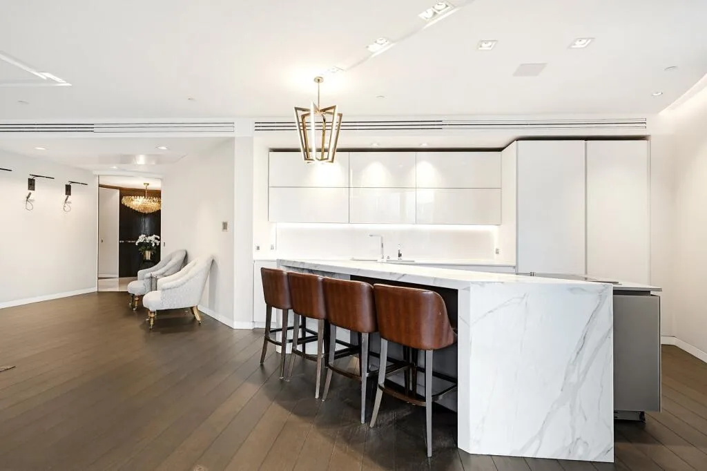 3 bedroom flat for rent