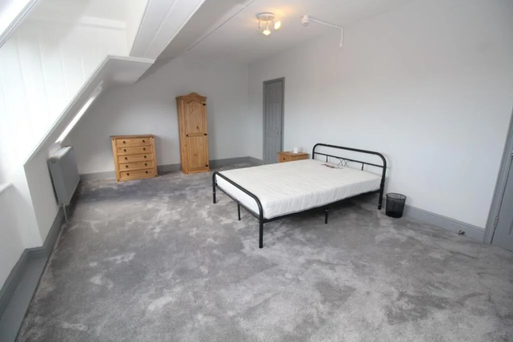 7 bedroom house share for rent