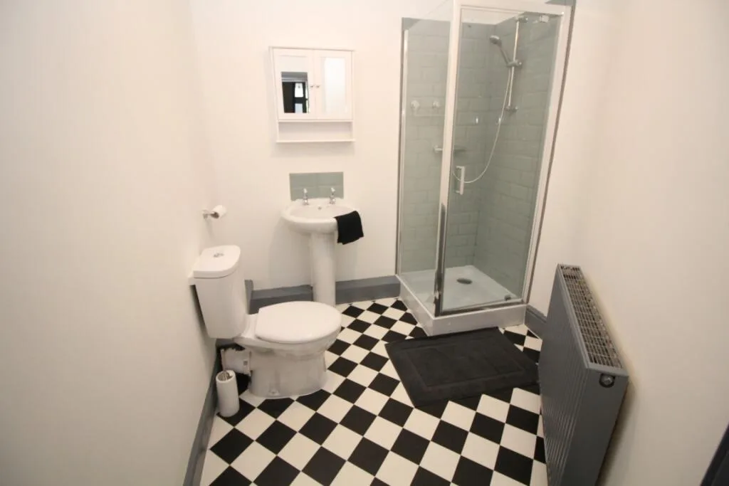 7 bedroom house share for rent
