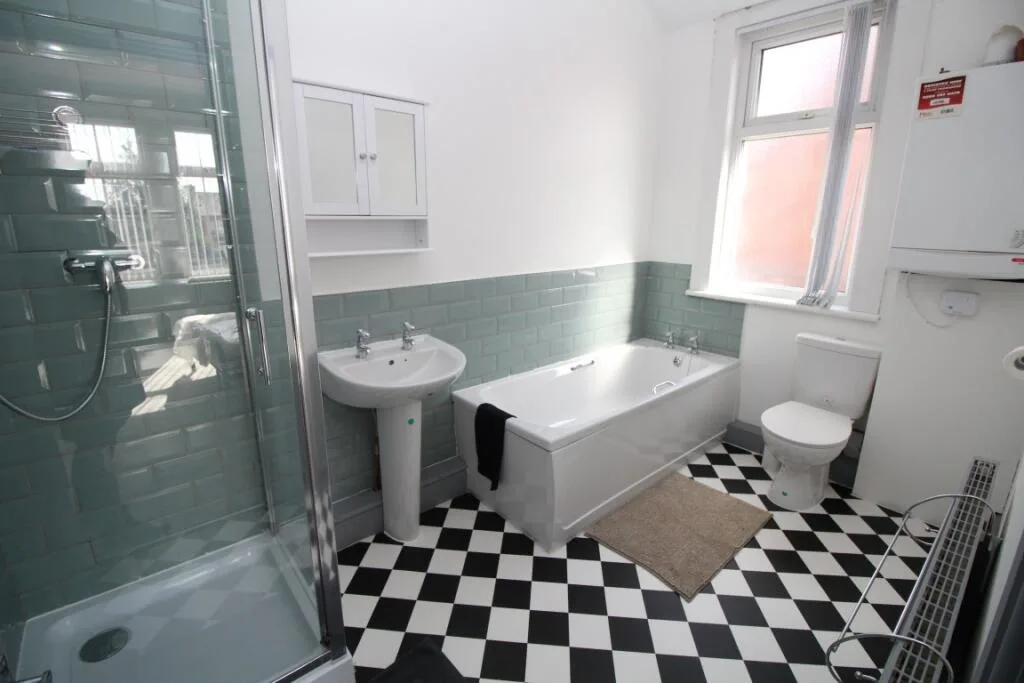 7 bedroom house share for rent
