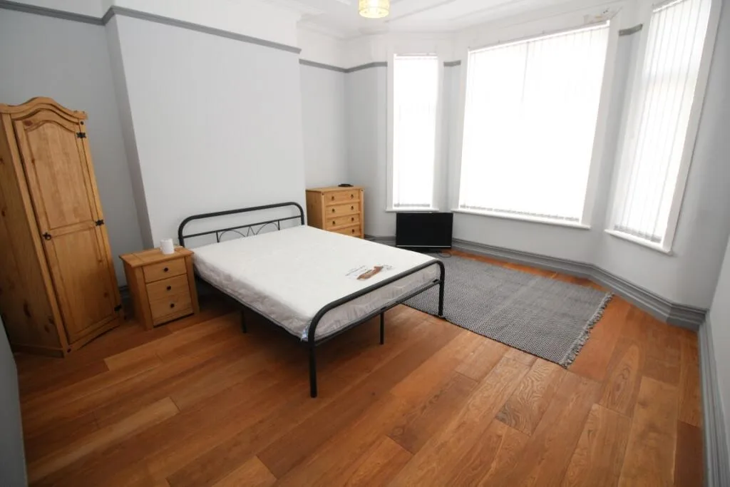 7 bedroom house share for rent