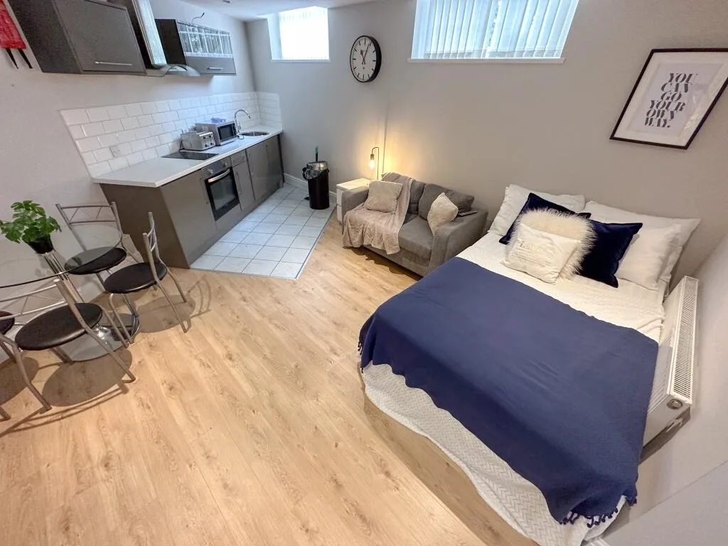 Studio flat for rent