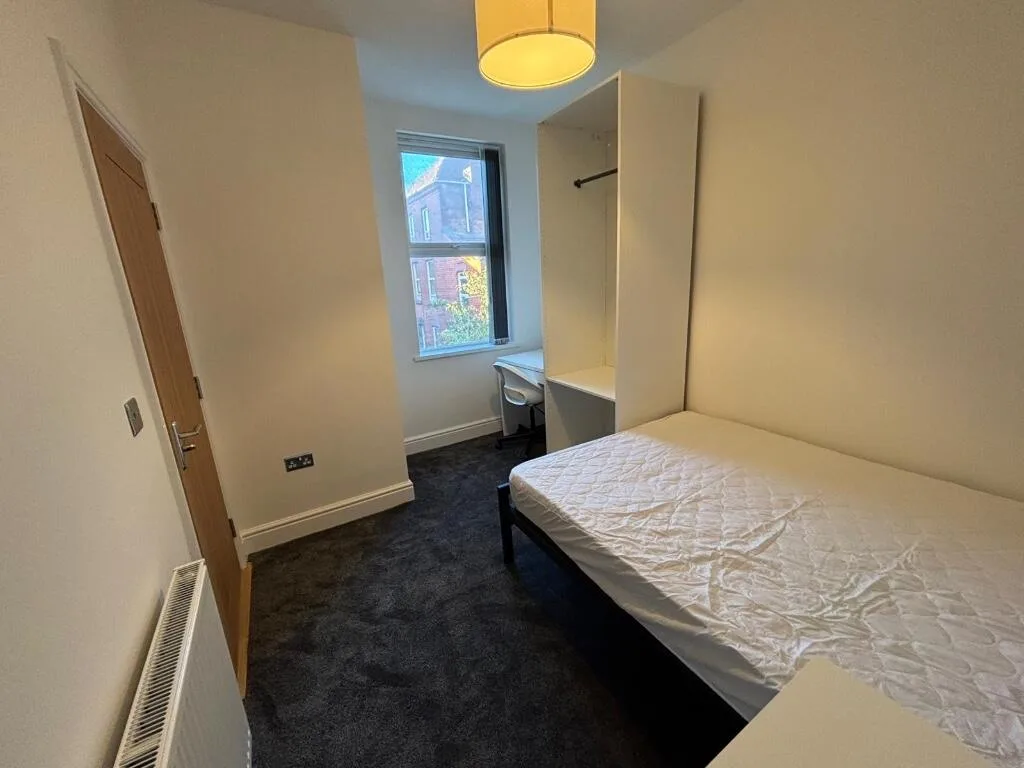 4 bedroom terraced house for rent