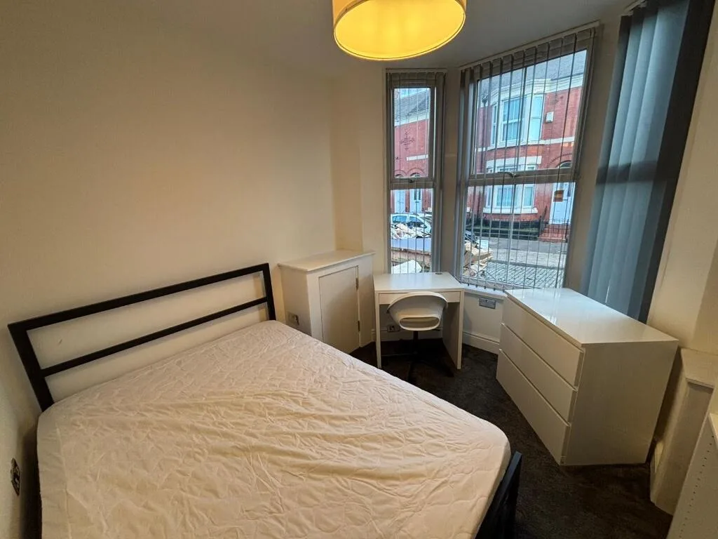 4 bedroom terraced house for rent