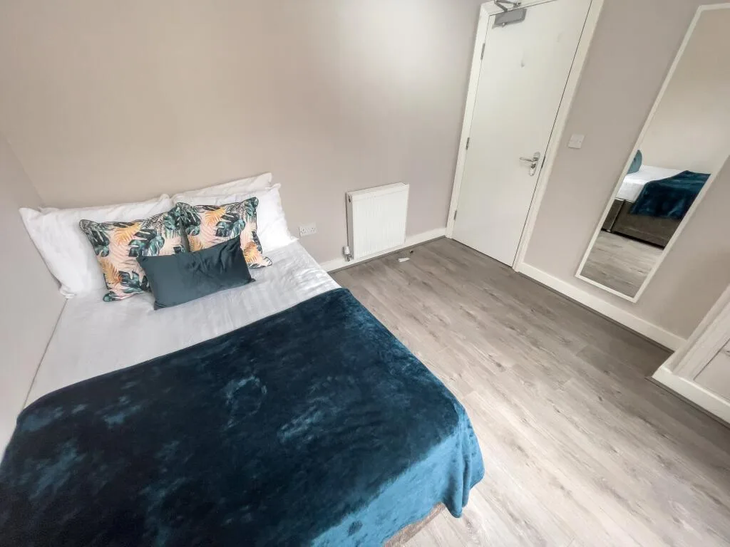 5 bedroom house for rent