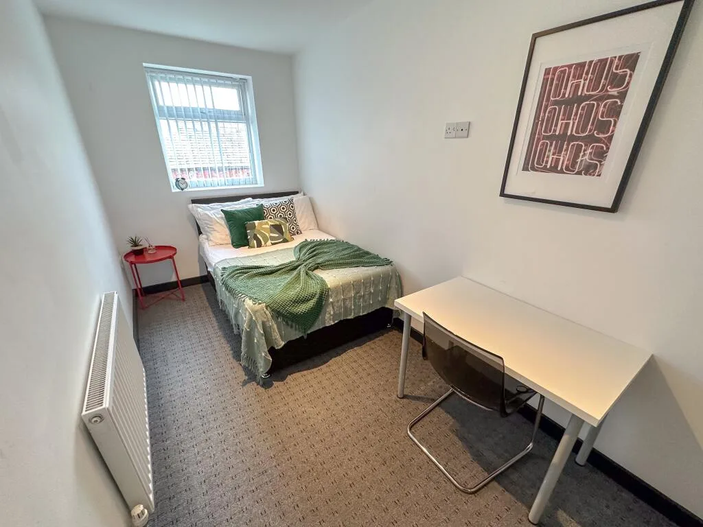 5 bedroom house for rent