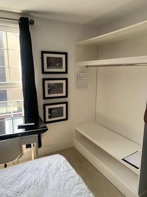 6 bedroom flat for rent
