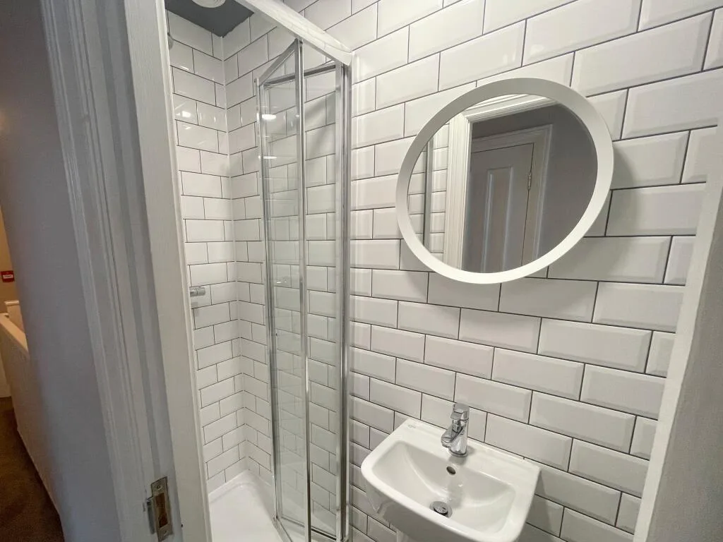 5 bedroom house for rent