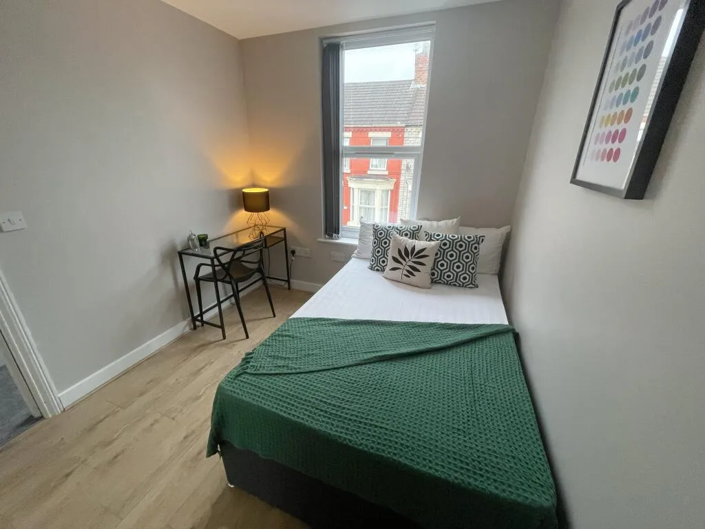 5 bedroom house for rent