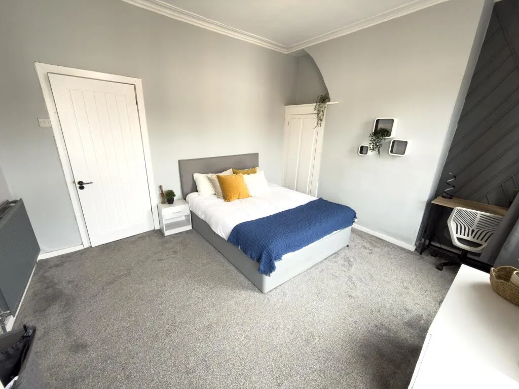 4 bedroom house share for rent