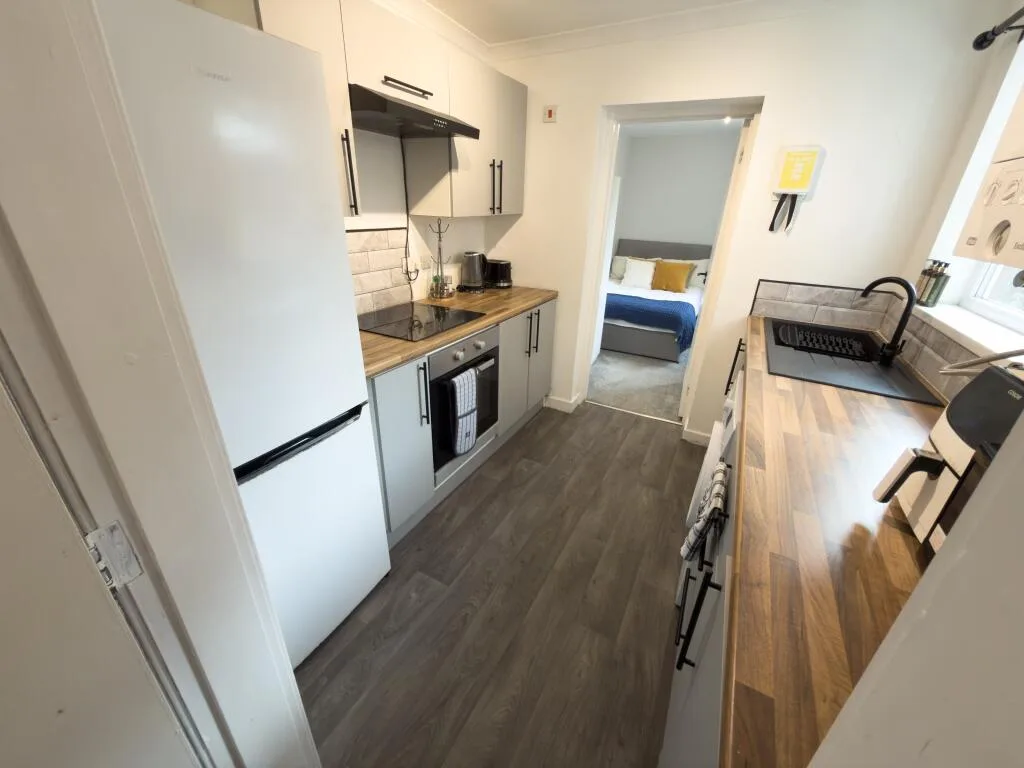 4 bedroom house share for rent