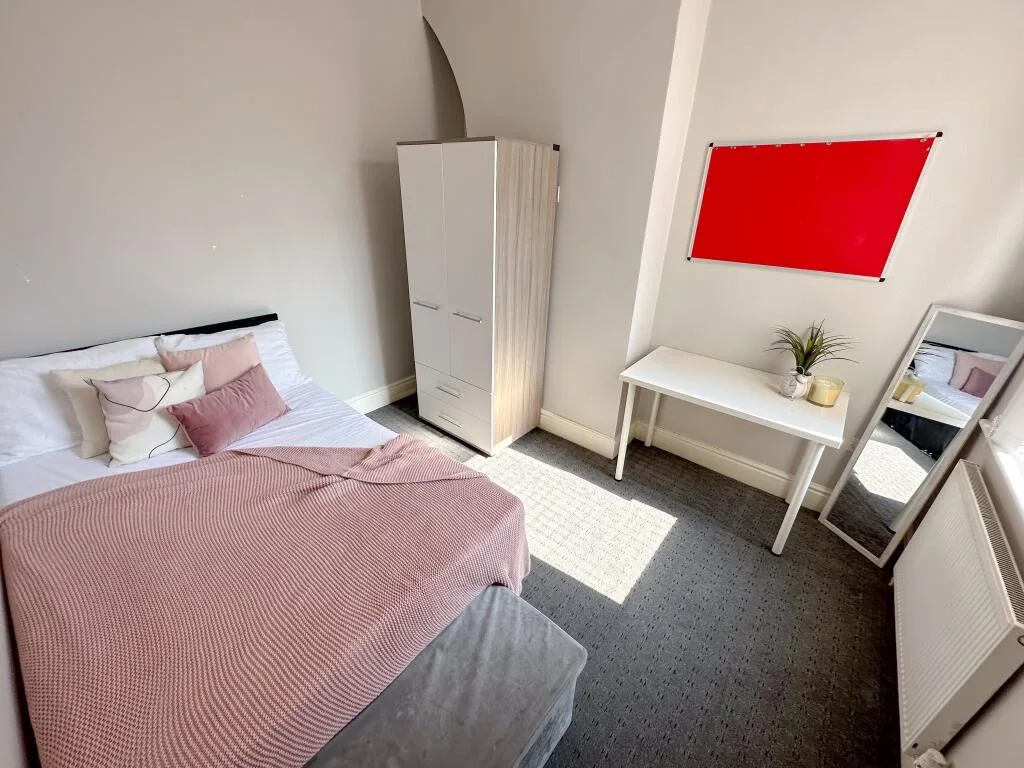 4 bedroom terraced house for rent