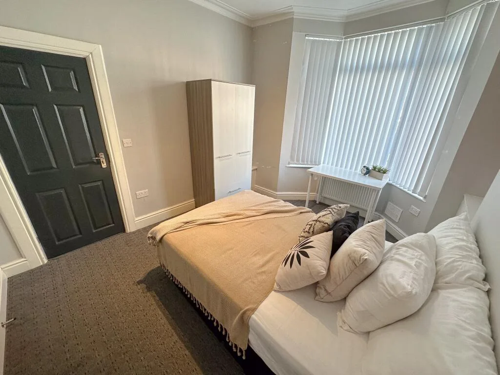 4 bedroom terraced house for rent