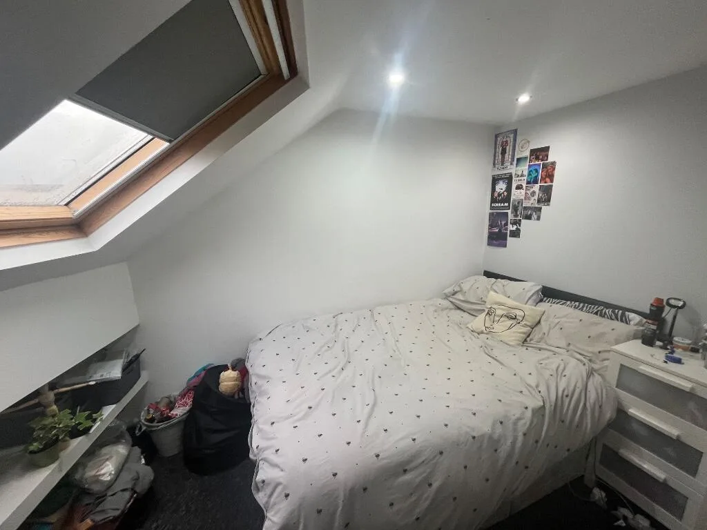 5 bedroom terraced house for rent