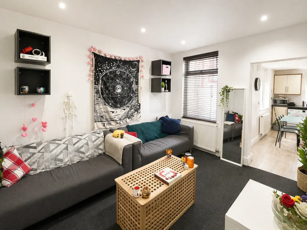 5 bedroom terraced house for rent
