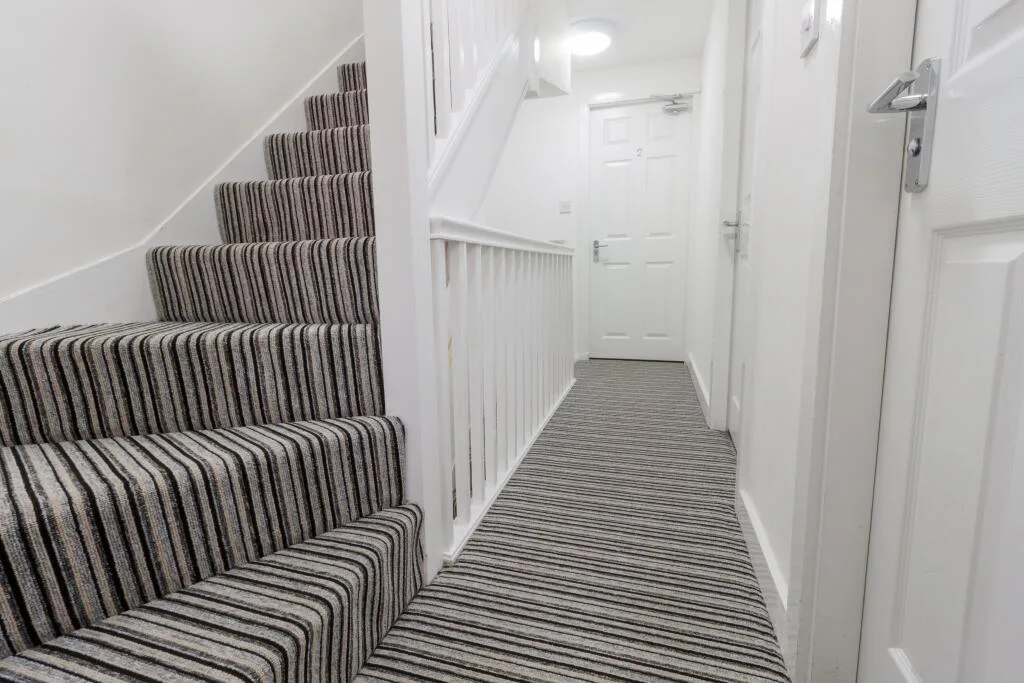 6 bedroom terraced house for rent