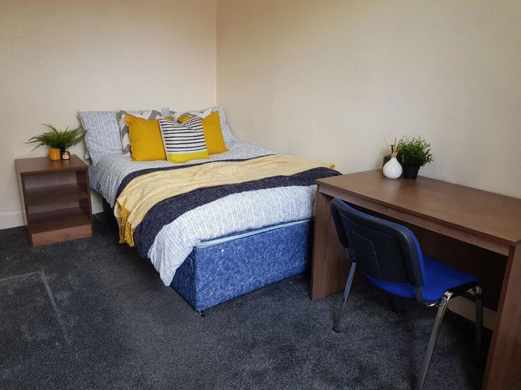 4 bedroom terraced house for rent