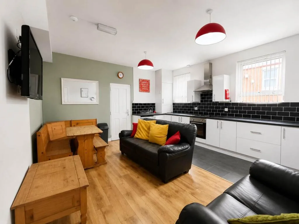 5 bedroom house share for rent