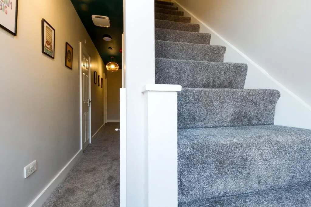 6 bedroom terraced house for rent