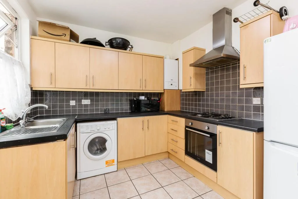 4 bedroom terraced house for rent