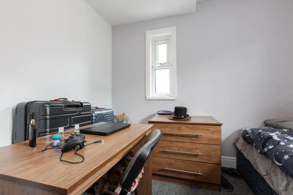 4 bedroom terraced house for rent